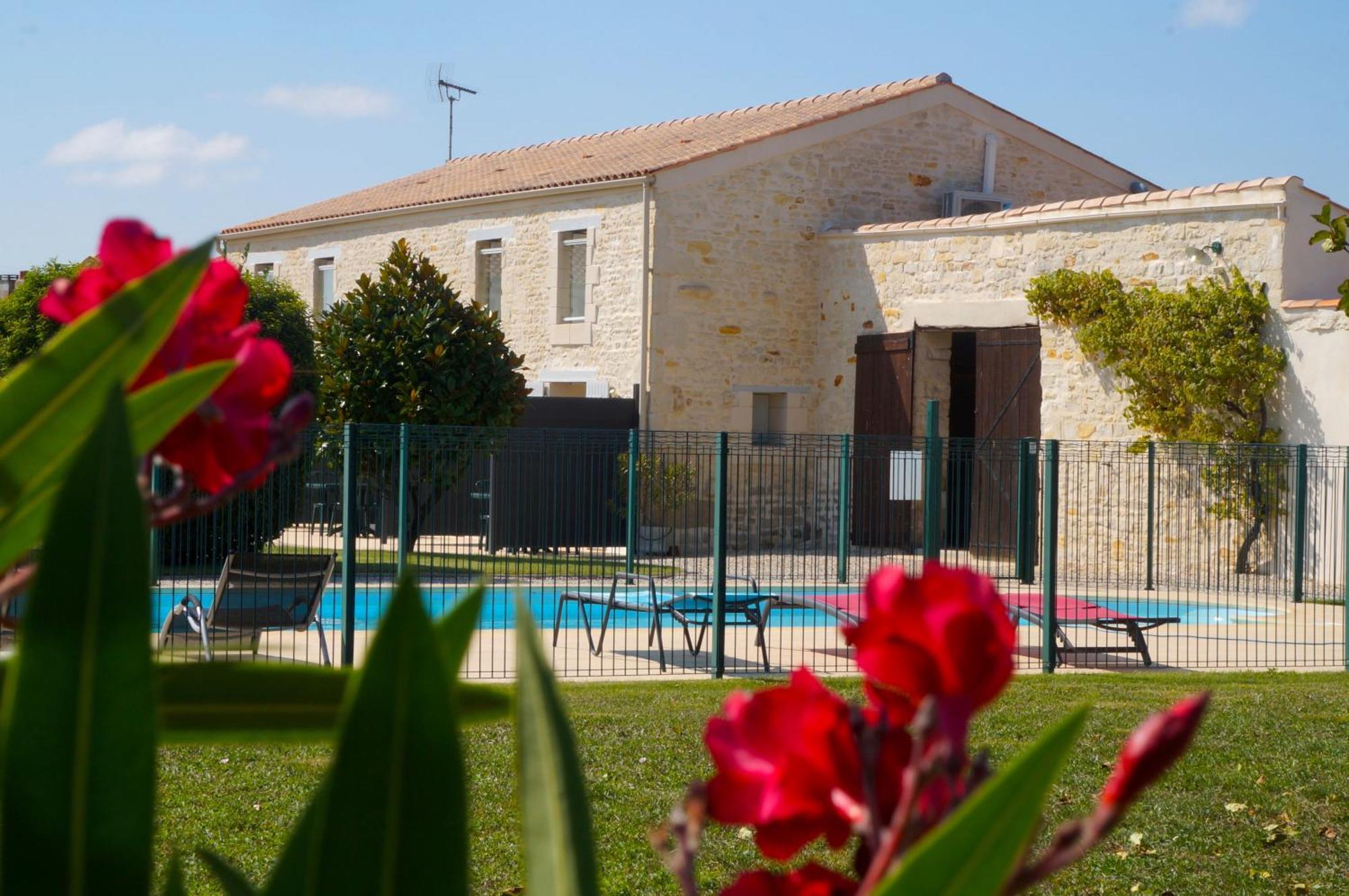 Appartement La Rochelle Sainte-Soulle Exterior photo